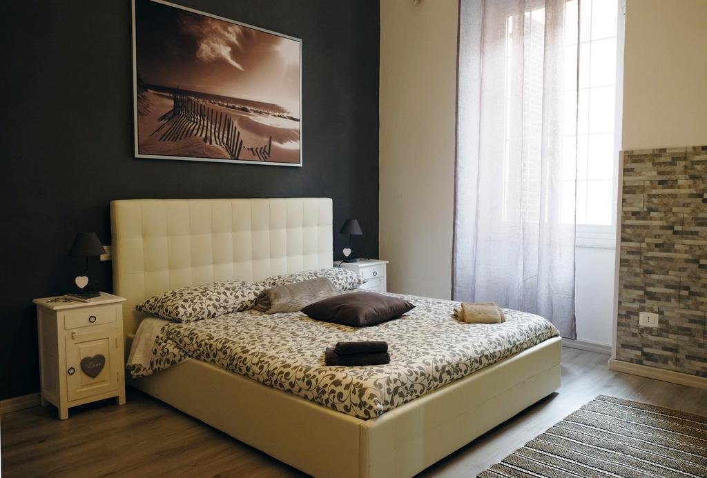 T T House Villa La Spezia Exterior photo